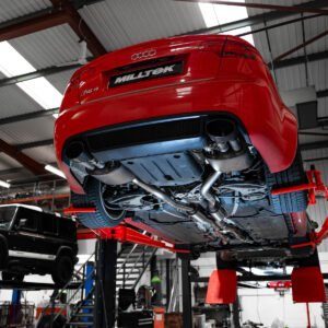 Audi RS4 B7 – V2 con válvulas cat-back con activo H tubo y salidas ovaladas pulidas