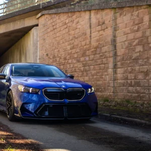 BMW M5 G90/G99 (UK/EU Spec) – axle-back con salidas de titanio cepillado