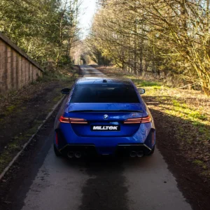BMW M5 G90/G99 (UK/EU Spec) – axle-back con salidas negras Cerakote