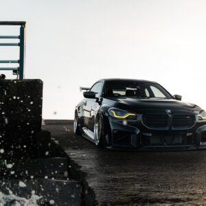 BMW G87 M2 – resonado cat-back con salidas GT-115 negras Cerakote (elimina secundario Cats)