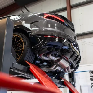 Lamborghini Urus SE – escape cat-back con H central Section