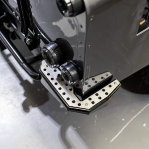 Land Rover Defender 110 L316 (1986–2016) – Estribos traseros de esquina