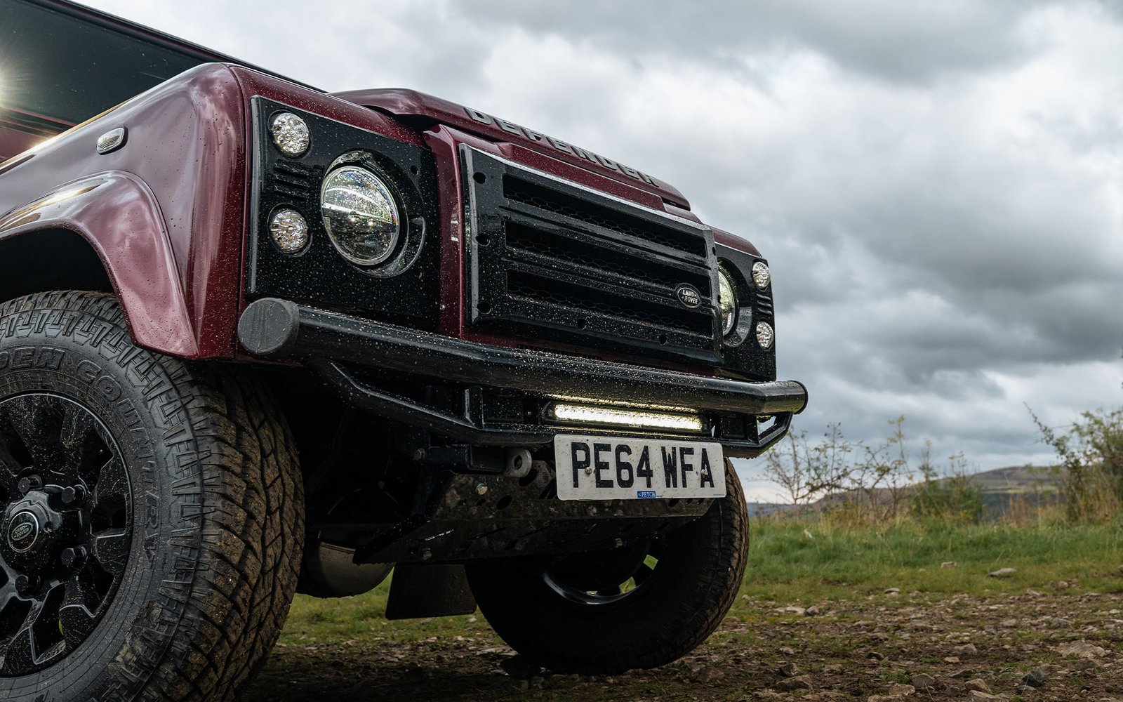Land Rover Defender L316 (1986–2016) – Paragolpes delantero tubular
