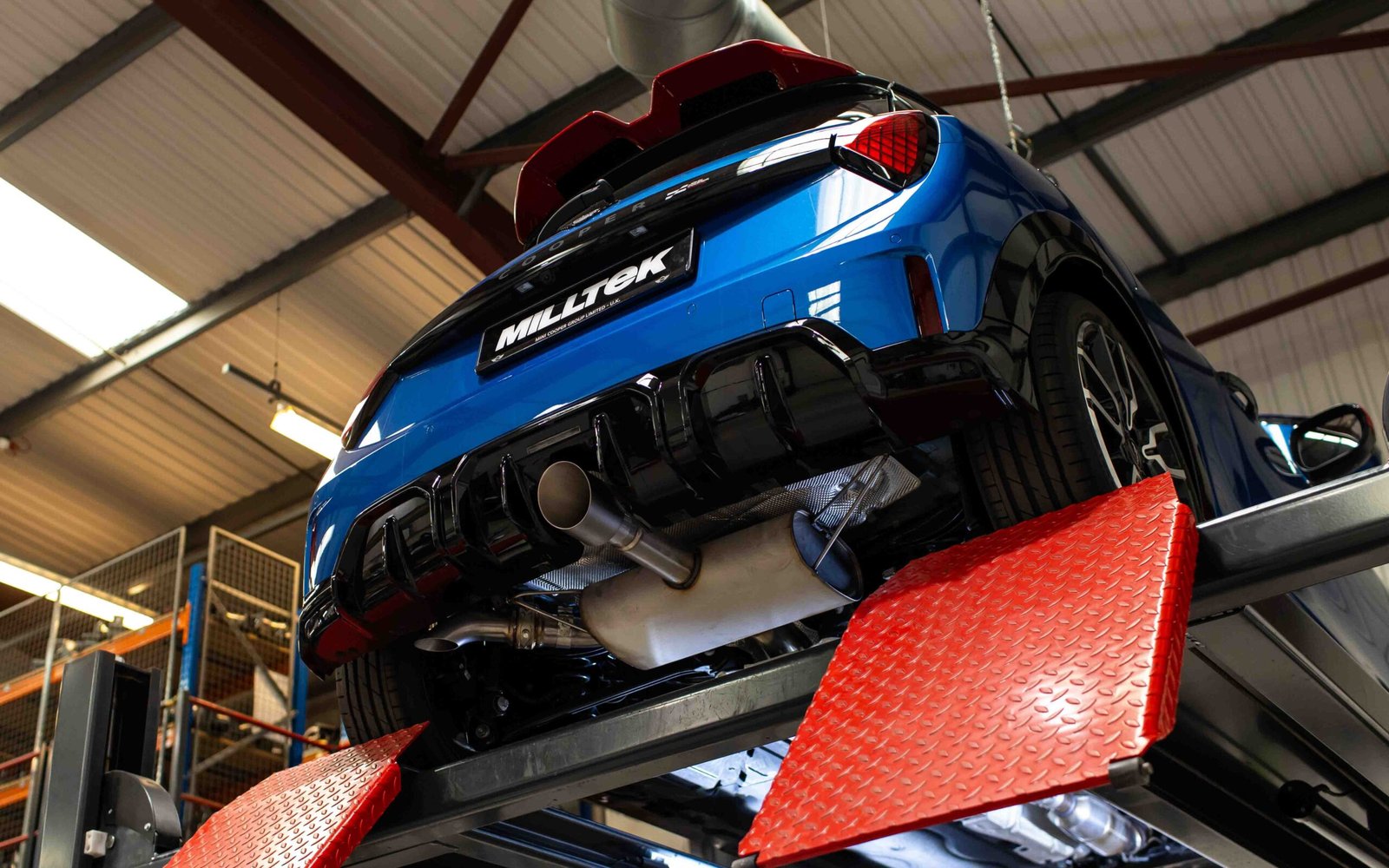 F66 Mini JCW – escape desde el filtro de partículas no resonado sistema con salidas de titanio cepillado