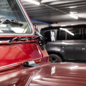 Land Rover Defender L316 (1986–2016) – Soportes para pilares del parabrisas