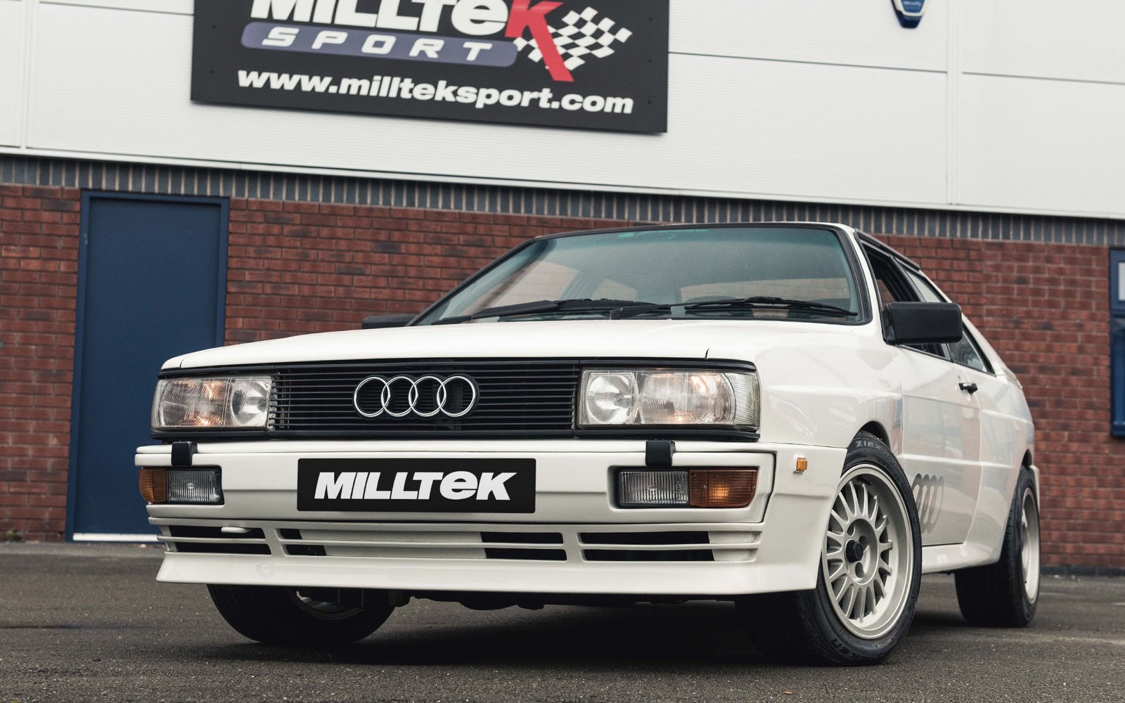 Audi Coupé UR Quattro 20V – no resonado escape desde el downpipe sistema de escape