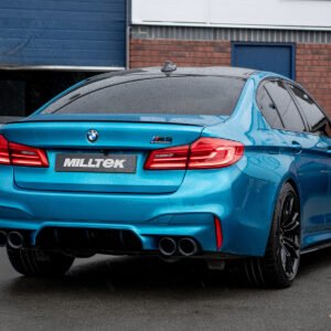 BMW M5 F90 – escape desde OPF/GPF con salidas GT-100 negras Cerakote – homologado ECE