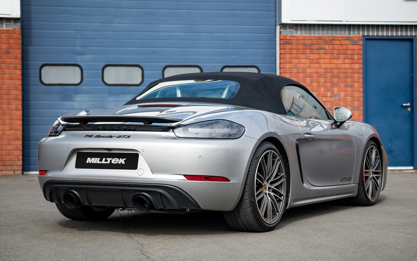 Porsche 718 GTS y Spyder Boxster/GT4 4.0 Cayman (GPF Pre Feb 2020 modelos) – escape desde el filtro de partículas con salidas GT-115 de titanio cepillado