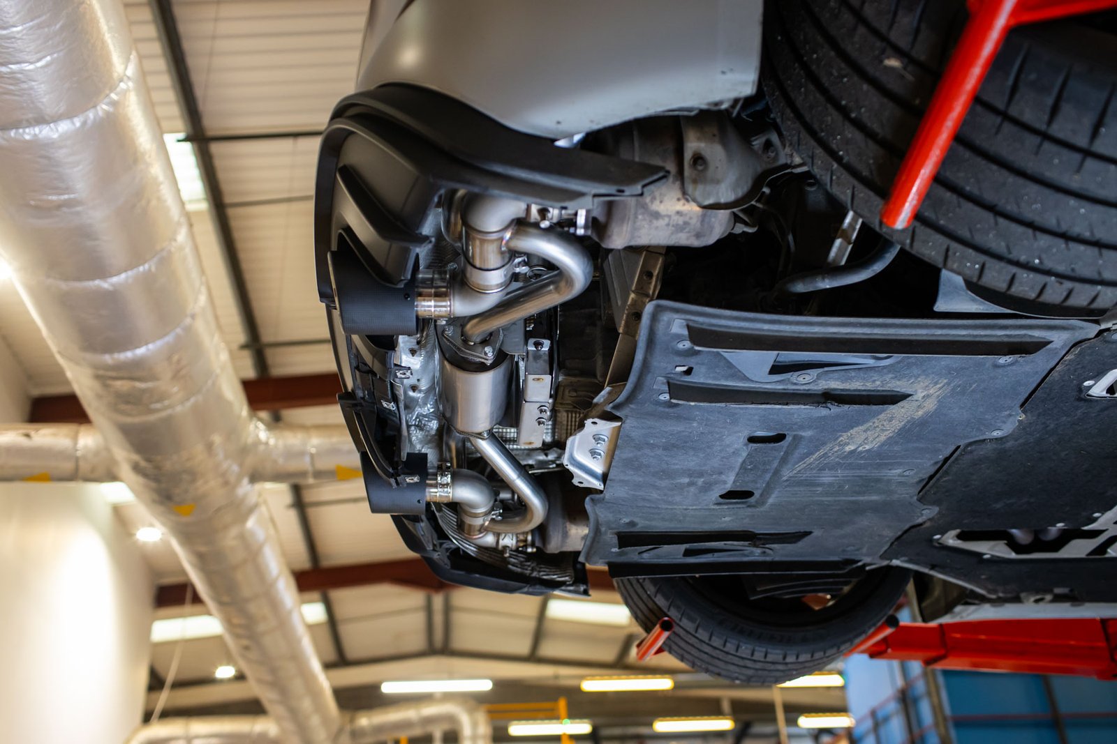 Porsche 718 GTS y Spyder 4.0 Boxter/Cayman (modelos con GPF) – escape desde el filtro de partículas con salidas JET-115 de carbono