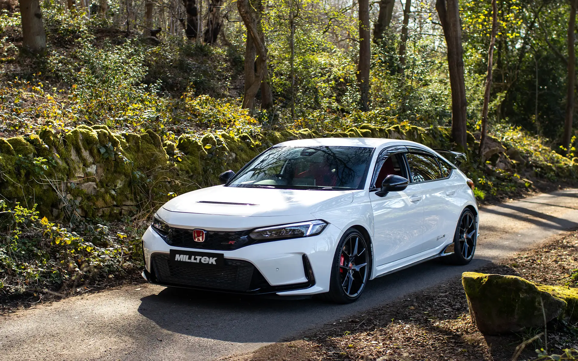 Honda Civic FL5 Type R – resonado con válvulas cat-back con salidas de titanio cepillado