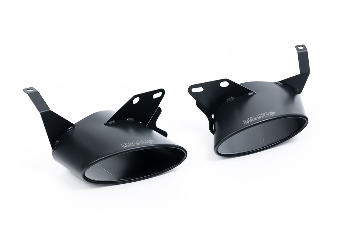 Audi RS6/RS7 C8 – escape cat-back resonado (sonido más discreto) (dobles 80 mm) con salidas ovaladas negras Cerakote