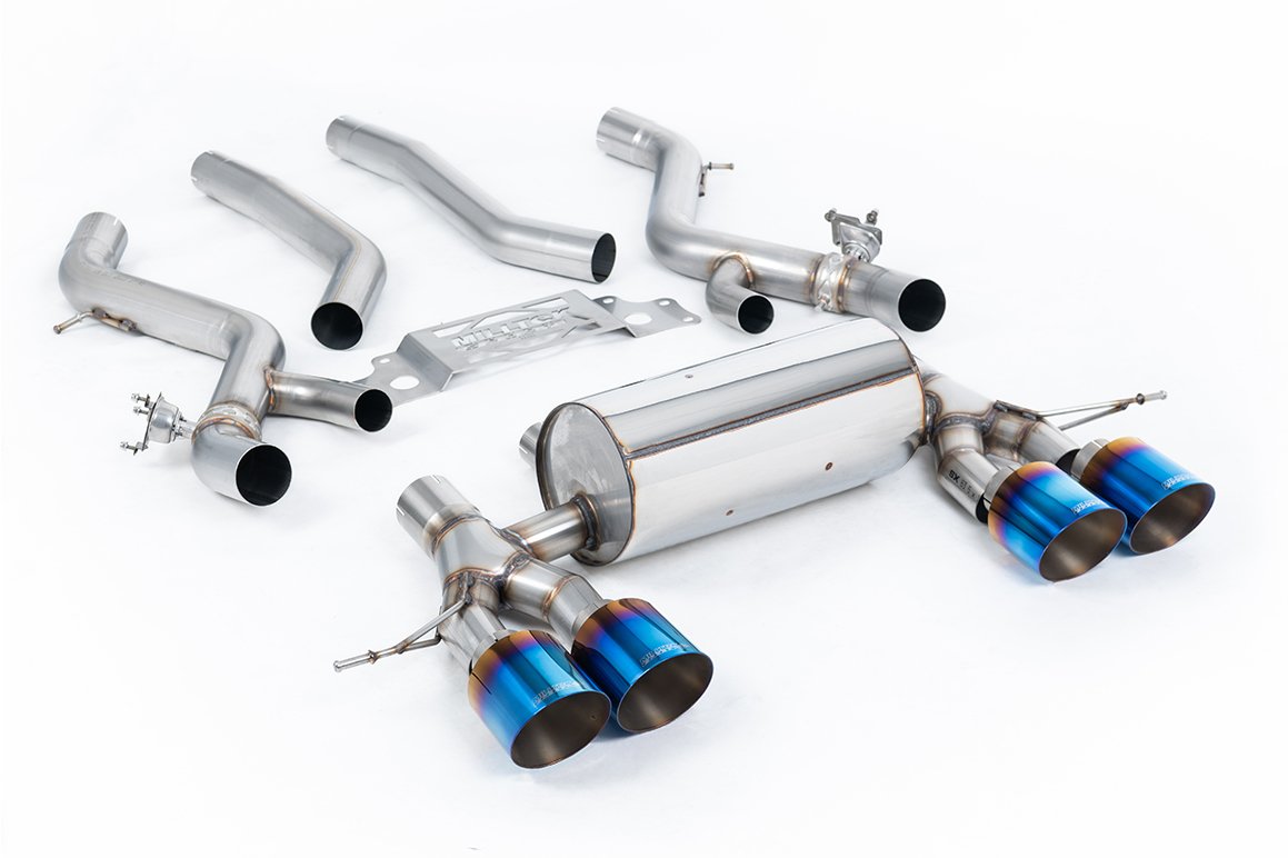 BMW G87 M2 – desde OPF/GPF con bypass de resonador central y colas GT-115 de titanio azul/quemado