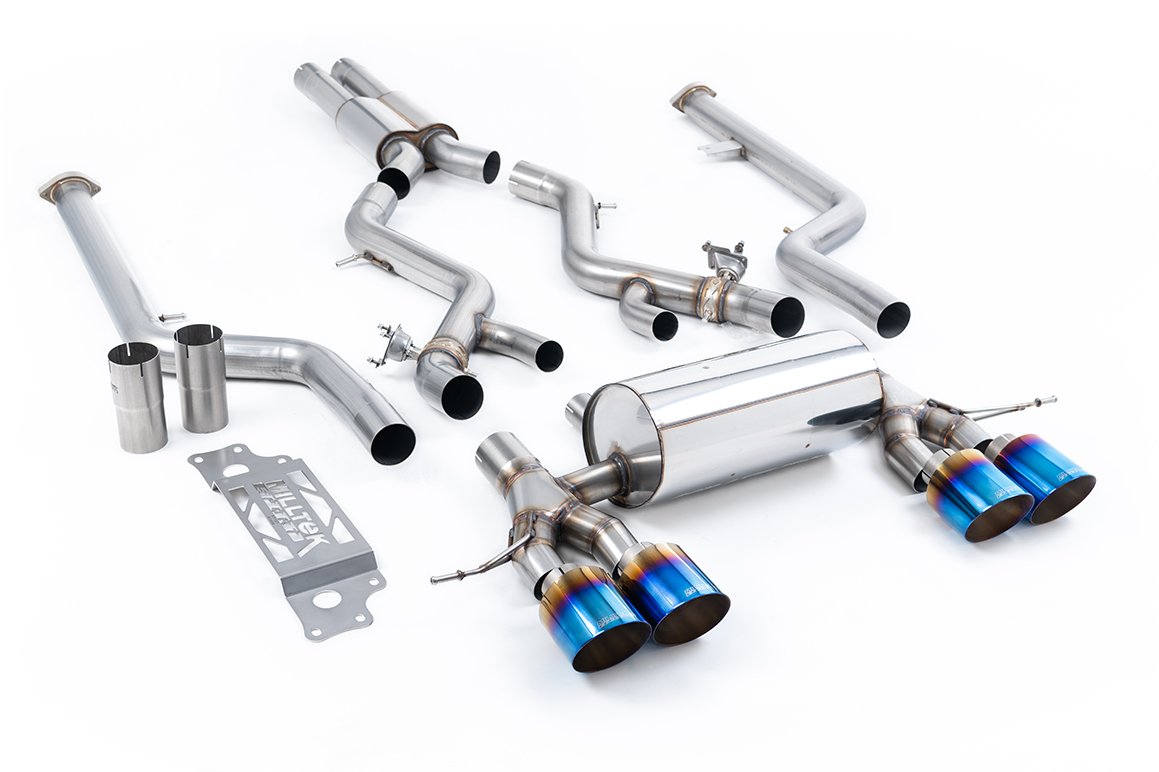 BMW G87 M2 – resonado cat-back con colas GT-115 de titanio azul/quemado
