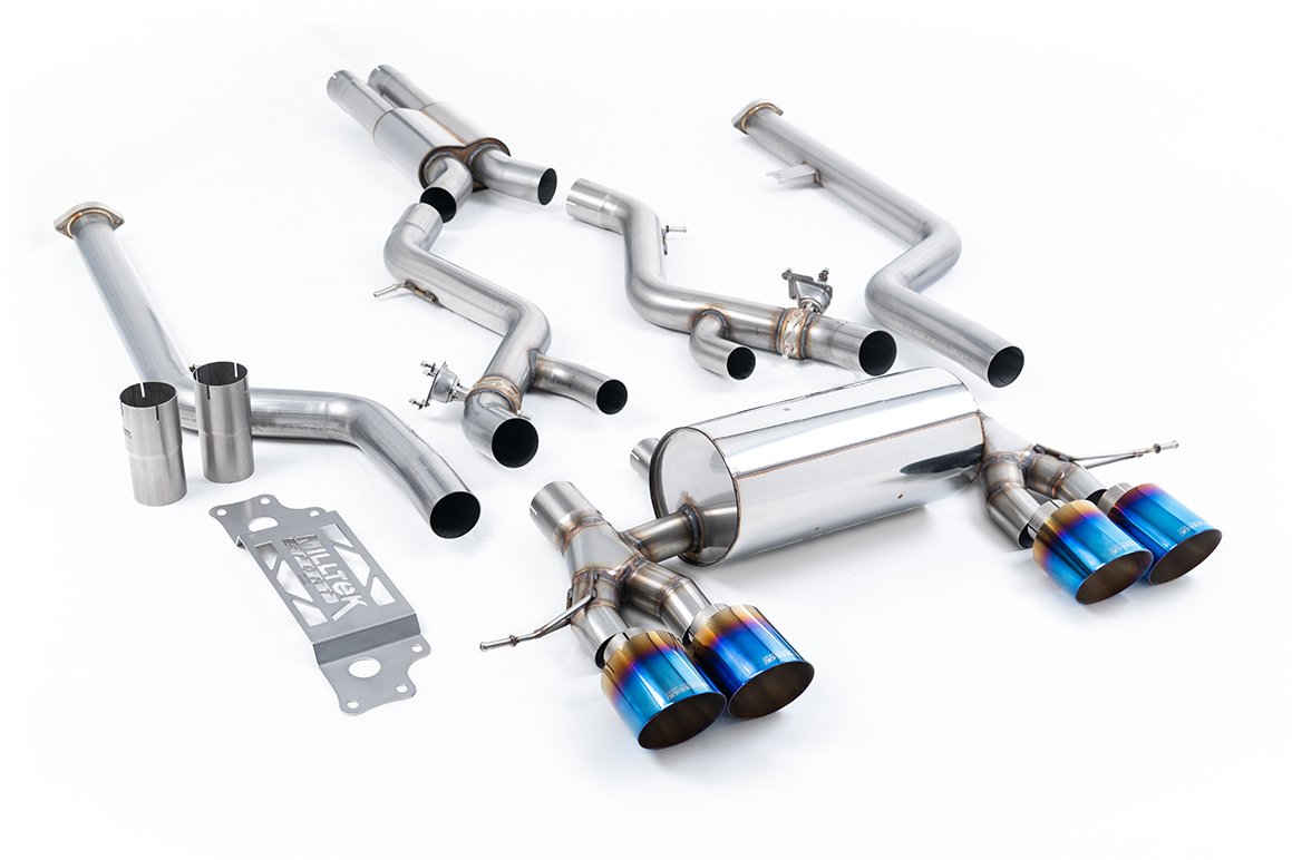 BMW G87 M2 – resonado cat-back con colas GT-115 de titanio azul/quemado (Removes Secondary Cats)