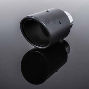 Salidas Milltek JET-100 de fibra de carbono