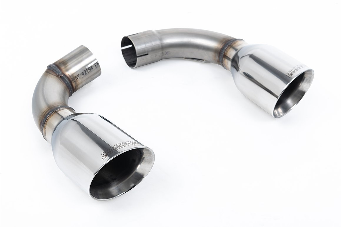 VW Golf MK4 R32 – Escape cat-back resonado (sonido más discreto) con salidas pulidas