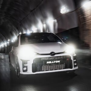 Toyota GR Yaris (Gen 1) – 3″ escape desde OPF no resonado con salidas GT-115 negras Cerakote