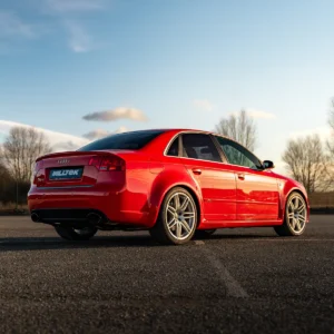 Audi RS4 B7 – V2 con válvulas cat-back con activo H tubo y salidas ovaladas pulidas