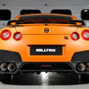 Nissan GT-R R35 – no resonado competición escape desde el catalizador primario sistema de escape