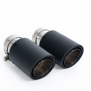 Ineos Quartermaster – escape desde el filtro de partículas no resonado (sonido más intenso) con salidas de carbono
